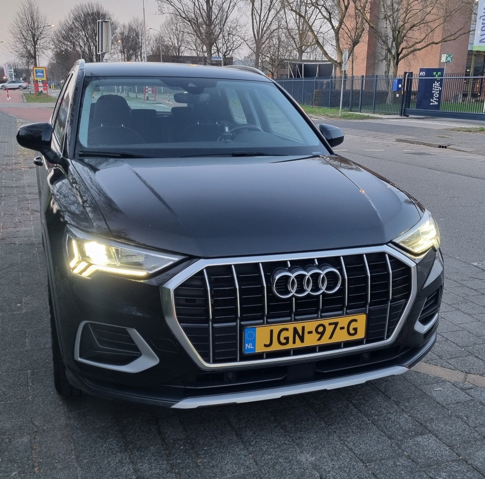 Audi Q3 35 Tfsi 150pk Pro Line 2019 Digitale DisplayCamera, Voorwielaandrijving, Stof, 4 cilinders, 1435 kg