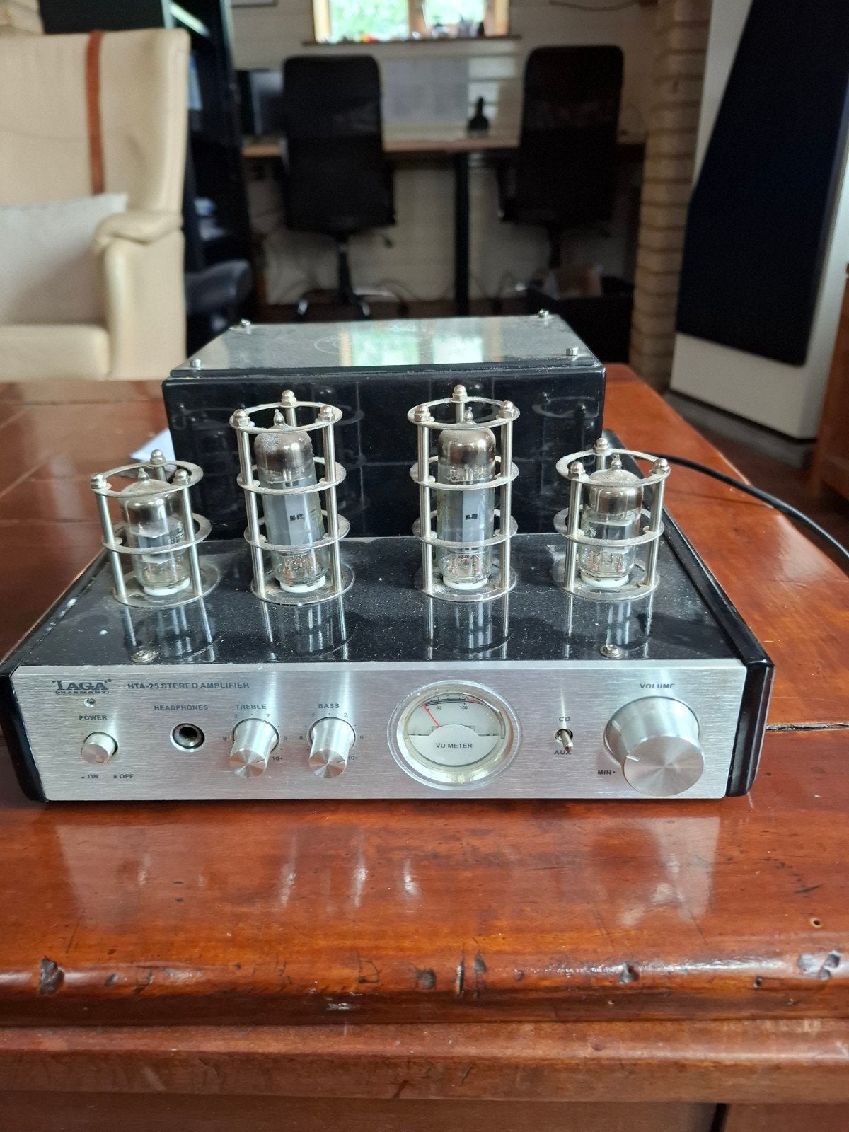 TAGA HTA-25 Stereo Buizen Versterker, Ophalen