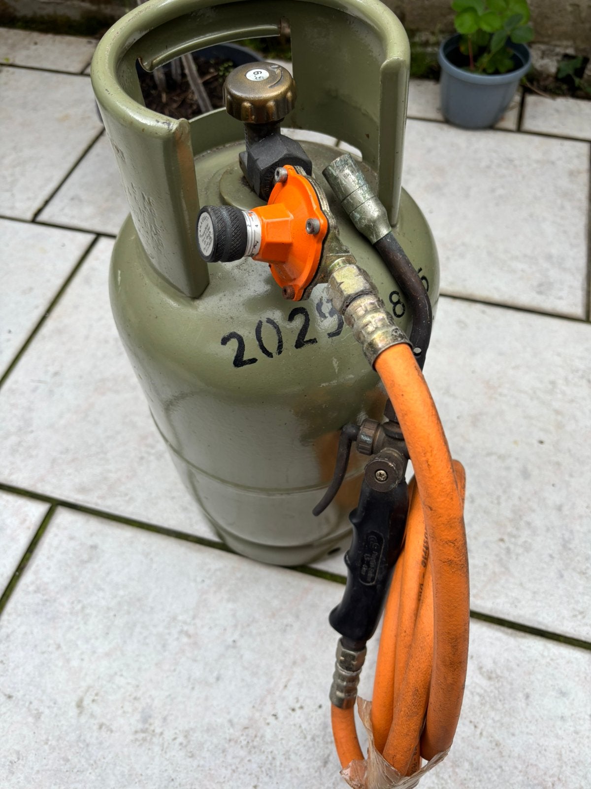 Gasbrander met fles, Ophalen, Gebruikt