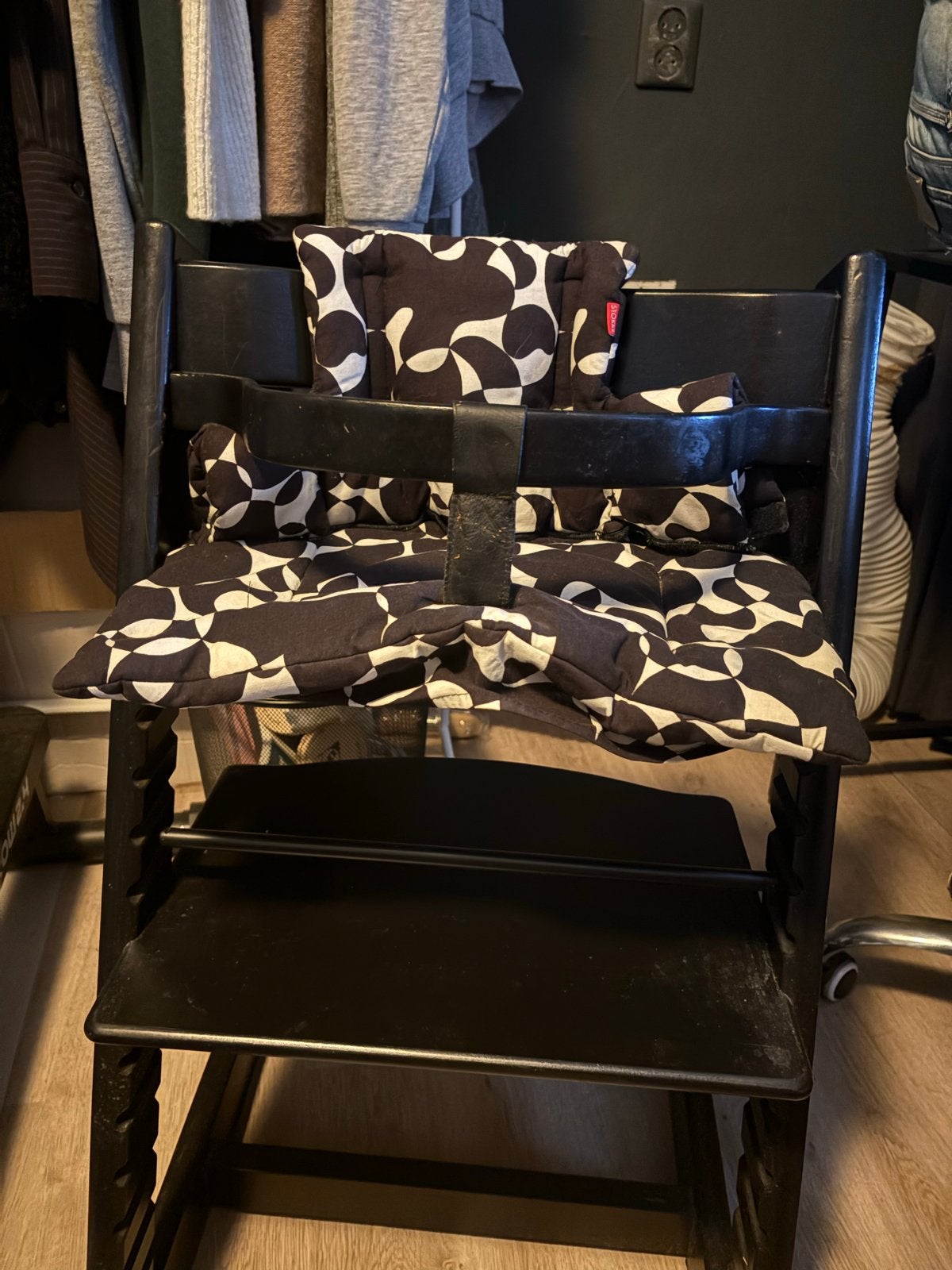 Stokke Tripp Trapp meegroeistoel met kussens, Ophalen, Gebruikt, Meegroeistoel, Aanschuifbaar