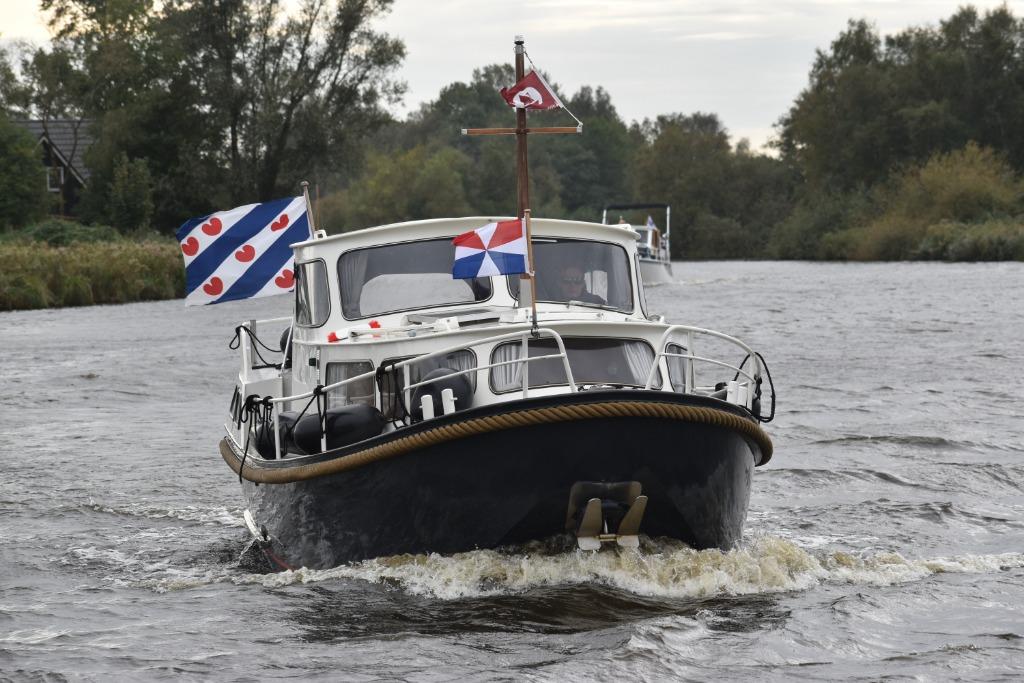 Foto 13 van Last minute! Motorkruiser, boot huren. Bootverhuur Friesland
