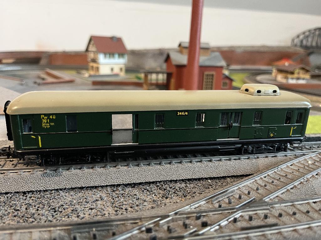 Marklin 346/4 bagage wagon, Hobby en Vrije tijd, Modeltreinen | H0, Wisselstroom, Gebruikt, Wagon, Ophalen of Verzenden