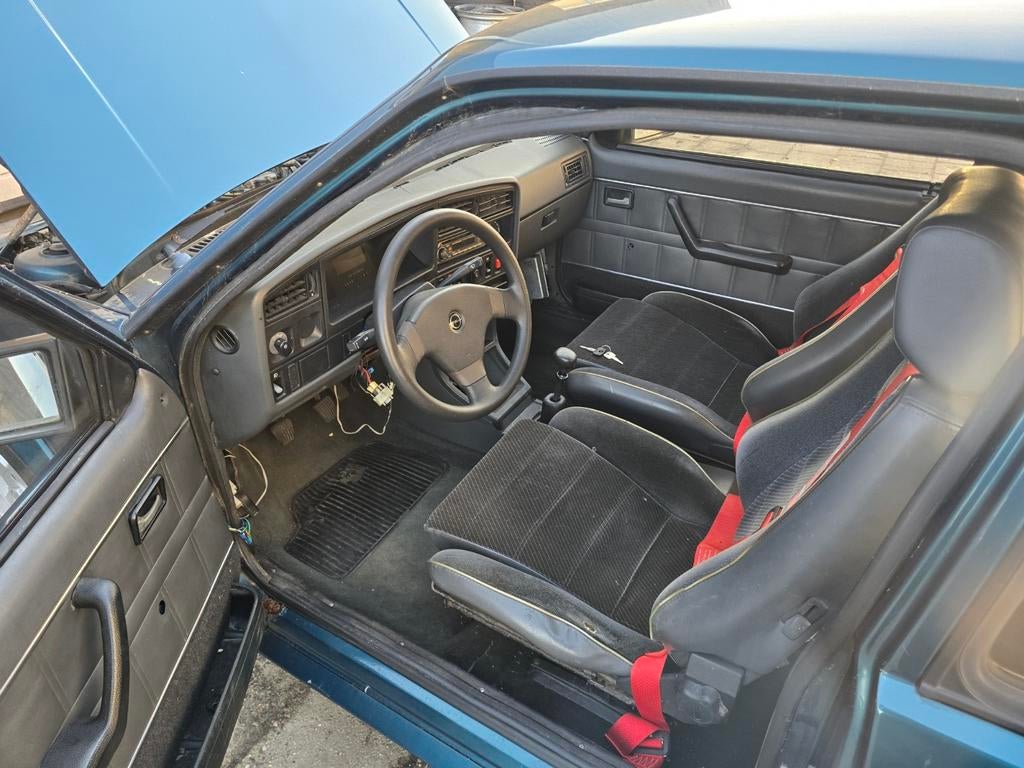 Opel Kadett 1.8e, foto 10