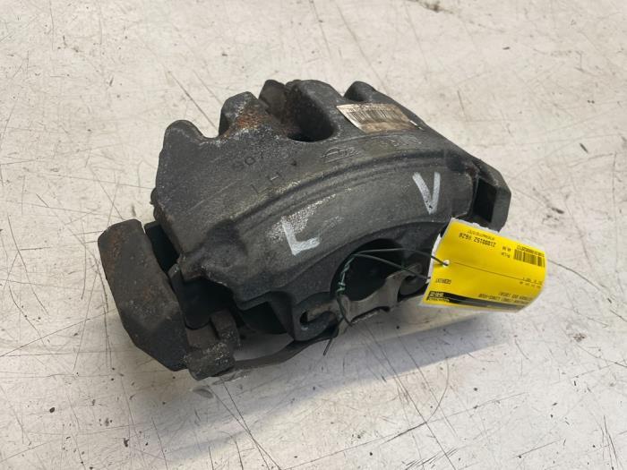 Remklauw (Tang) links-voor van een Citroen DS5, Gebruikt, -, Ophalen of Verzenden, -