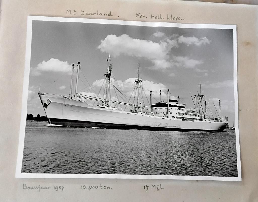 Oude foto van m.s. Zaanland - Koninklijke Hollandsche Lloyd, Ophalen of Verzenden, Gebruikt, Motorboot, Kaart, Foto of Prent