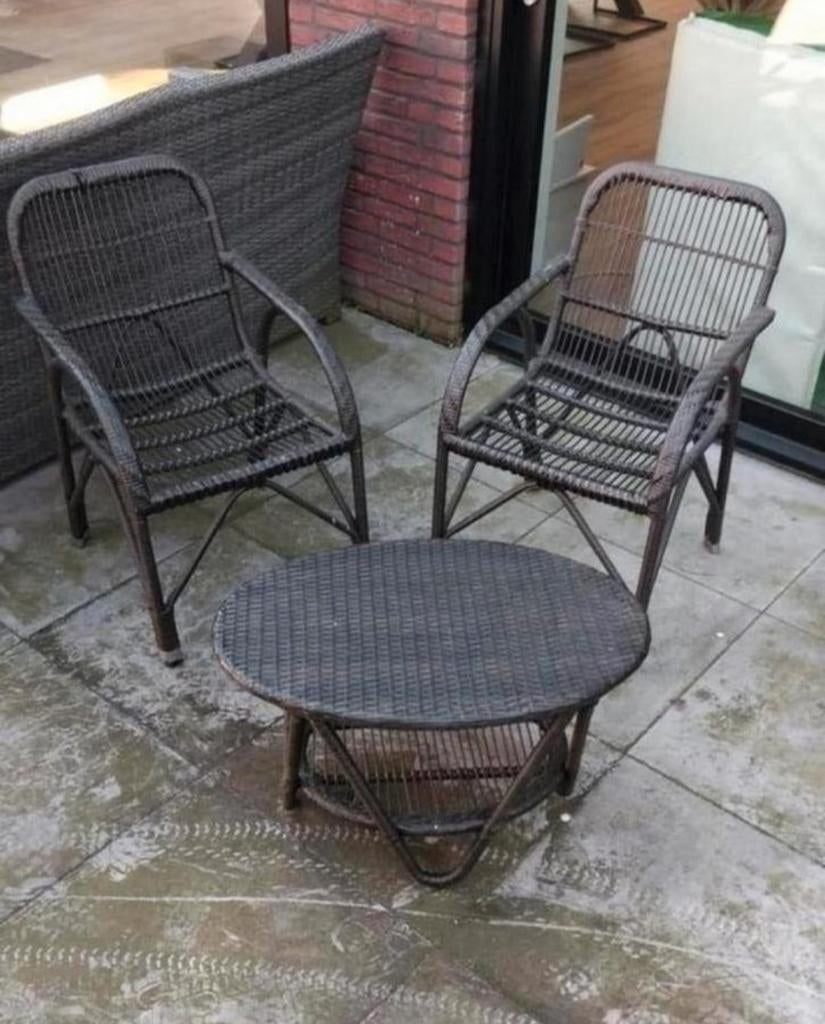 Balkon set tuin set 2 fauteuils en tafeltje

Prijs 50
Afmet, Ophalen of Verzenden, 2 zitplaatsen