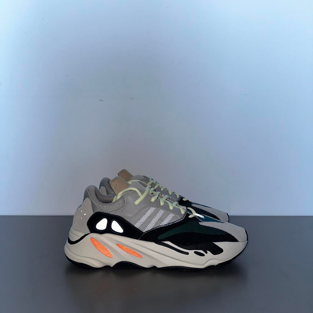 Yeezy 700 Maat 45, Verzenden, Zo goed als nieuw, Sneakers of Gympen