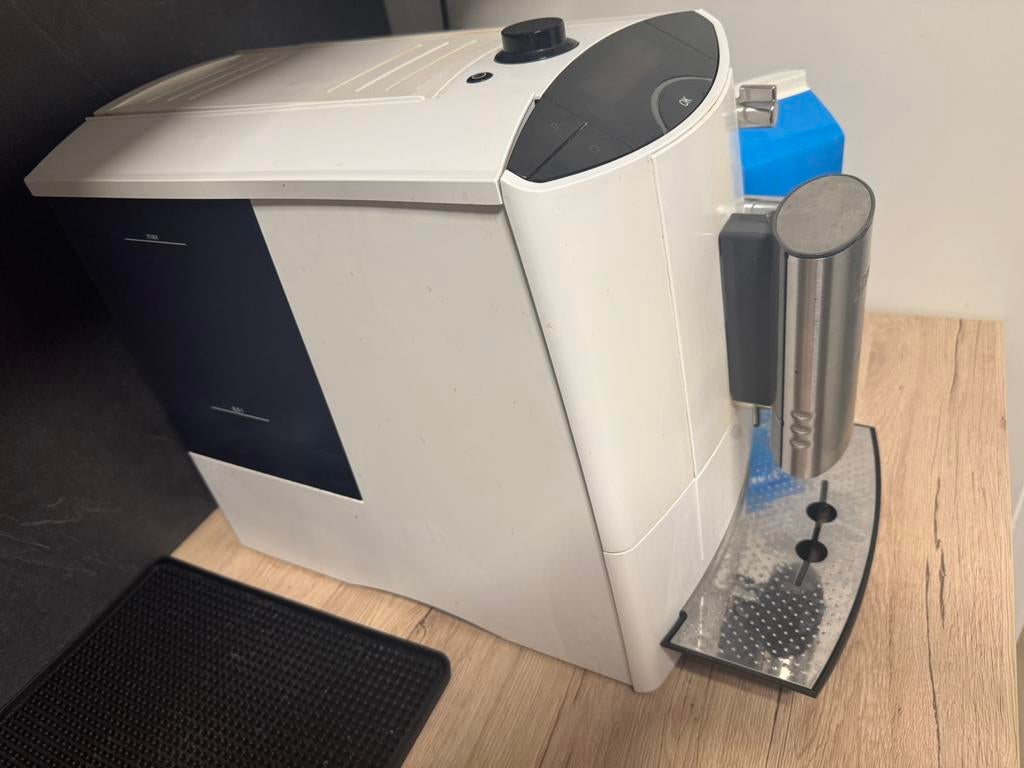 Miele CM5000 koffiemachine, Ophalen of Verzenden, Gebruikt