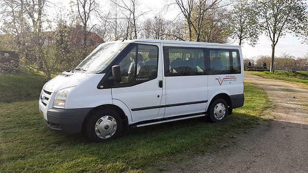 Autoverhuur Beelen verhuur 9 persoons bussen v.a. € 95,-, Diensten en Vakmensen, Verhuur | Auto en Motor, Personenauto