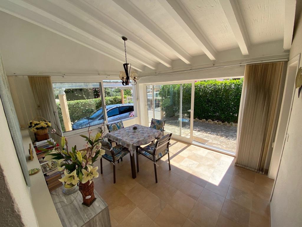 Foto 13 van Vrijstaande 4-persoons bungalow met privézwembad in Denia (M