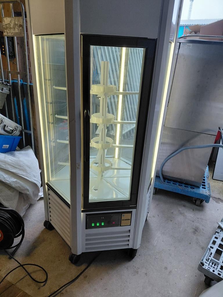 Gebaks vitrine scaiola 190cm hoog 100doorsnee, Ophalen of Verzenden, Koelen en Vriezen