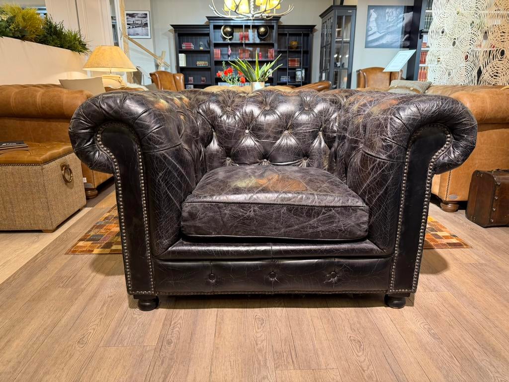 Gave Stoere Chesterfield clubfauteuil Vintage Zwart, Huis en Inrichting, Fauteuils, Ophalen of Verzenden