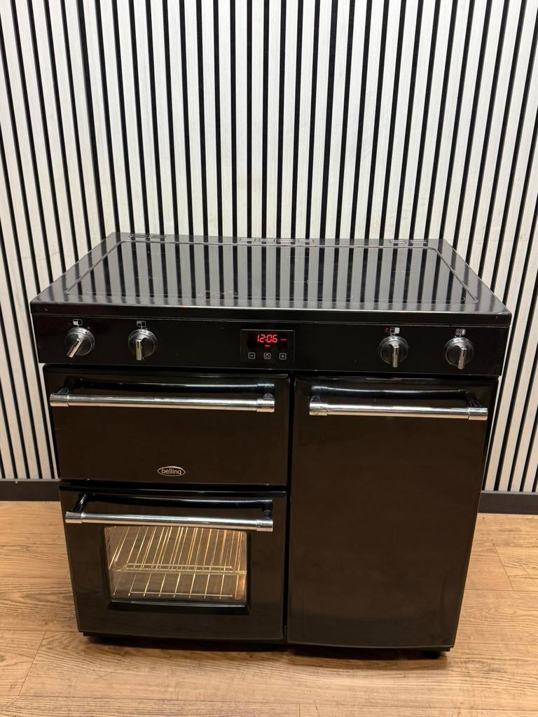 Luxe Belling INDUCTIE Fornuis 5 zones & 3 ovens 90 cm, Fornello Esperta, Ophalen of Verzenden, Zo goed als nieuw, Energieklasse A of zuiniger