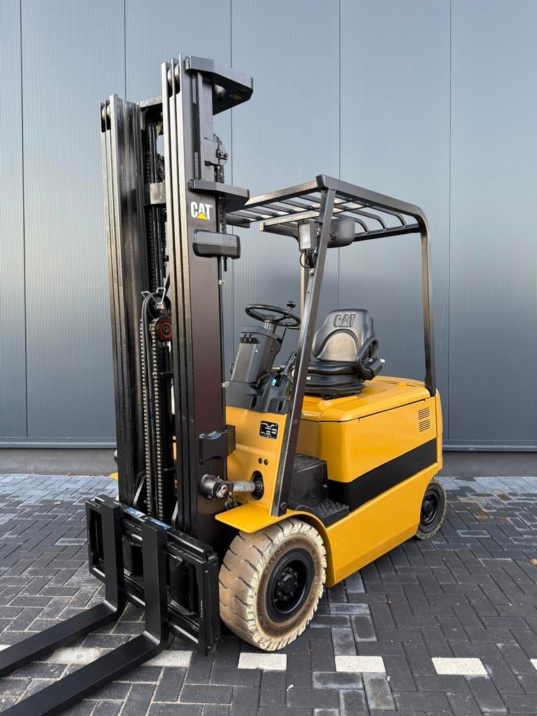CATERPILLAR EP25K 2500KG TRIPLEX 6.0M 6000UUR NETTE TRUCK, Ophalen, Linde Toyota Hyster Komatsu Nissan jungheinrich Still Crown