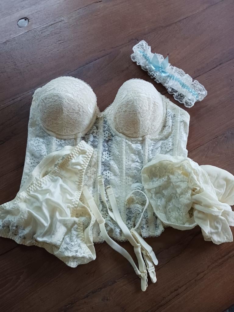 Torselet / bruidslingerie, Ophalen of Verzenden, Zo goed als nieuw, Zwart, Accessoires