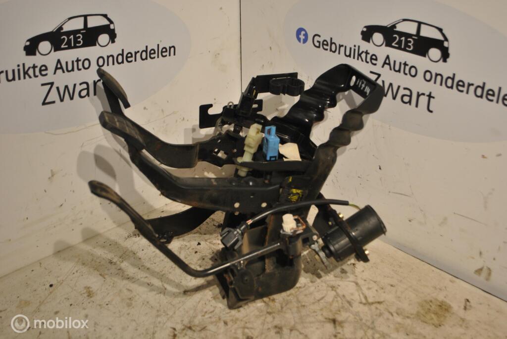 Pedalen set Vw Caddy Bestel II 1.9 TDI 6K1 721 115 B, Auto-onderdelen, Gebruikt, Volkswagen, Ophalen of Verzenden