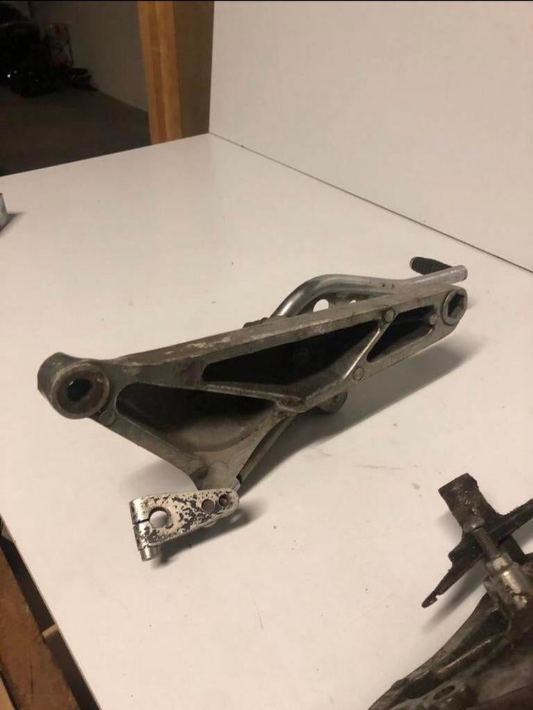 Honda CB 750 1977-1982 voetsteunen/schetsplaten, Gebruikt, ., Ophalen of Verzenden, .