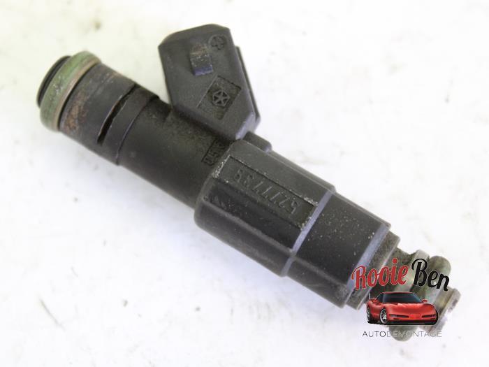 Injector (benzine injectie) van een Chrysler Voyager, Auto-onderdelen, Brandstofsystemen, Gebruikt, -, Ophalen of Verzenden, -