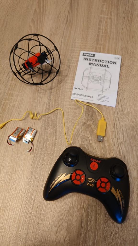 Syma D63 Drone Runner - Speelgoeddrone, Gebruikt, Basiskwaliteit, Syma, Verlichting