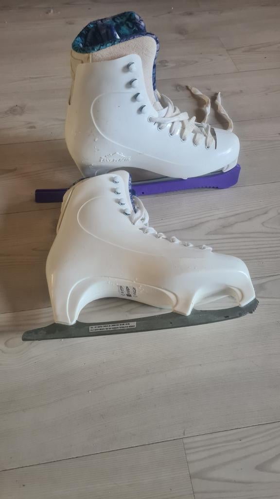 Kunstschaatsen maat 39, Ophalen of Verzenden, Zo goed als nieuw, Kunstschaatsen, Overige merken