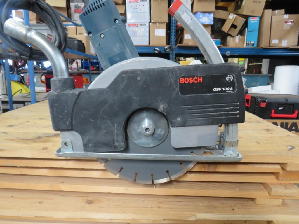 bosch muurzaag muurfrees met nieuw diamantzaagblad koffer, Bosch, Gebruikt, Bosch.com, Zandhaarweg