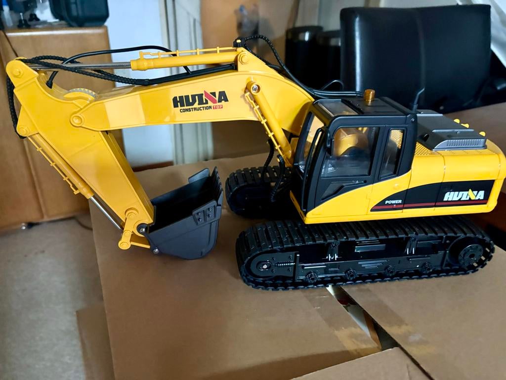 Huina  RC Graafmachine - Zo goed als nieuw!, Ophalen, Nieuw