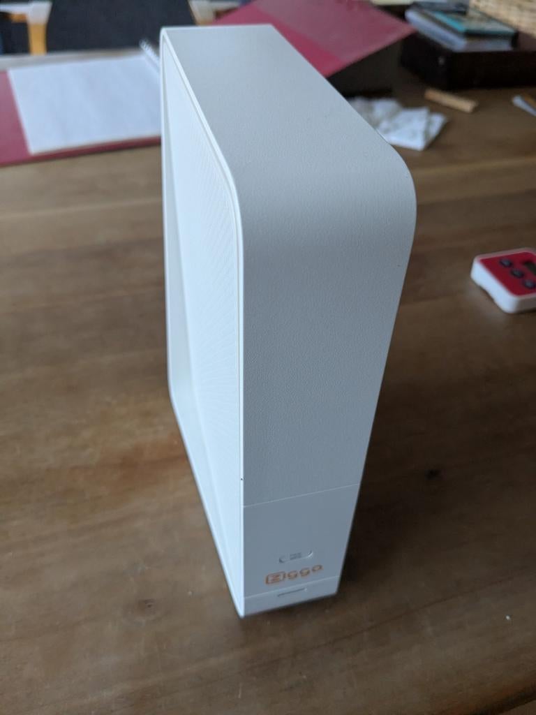 Ziggo Modem/router, Computers en Software, Routers en Modems, Ophalen of Verzenden, Zo goed als nieuw