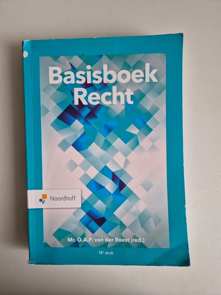 Basisboek Recht 18e druk, Gelezen, Mr. O.A.P. van der Roest, Alpha, HBO