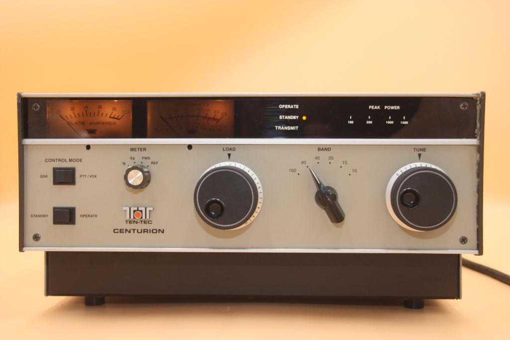 Ten-Tec Centurion 422 HF linear amplifier 1.3 KW, Ophalen, Gebruikt, Zender