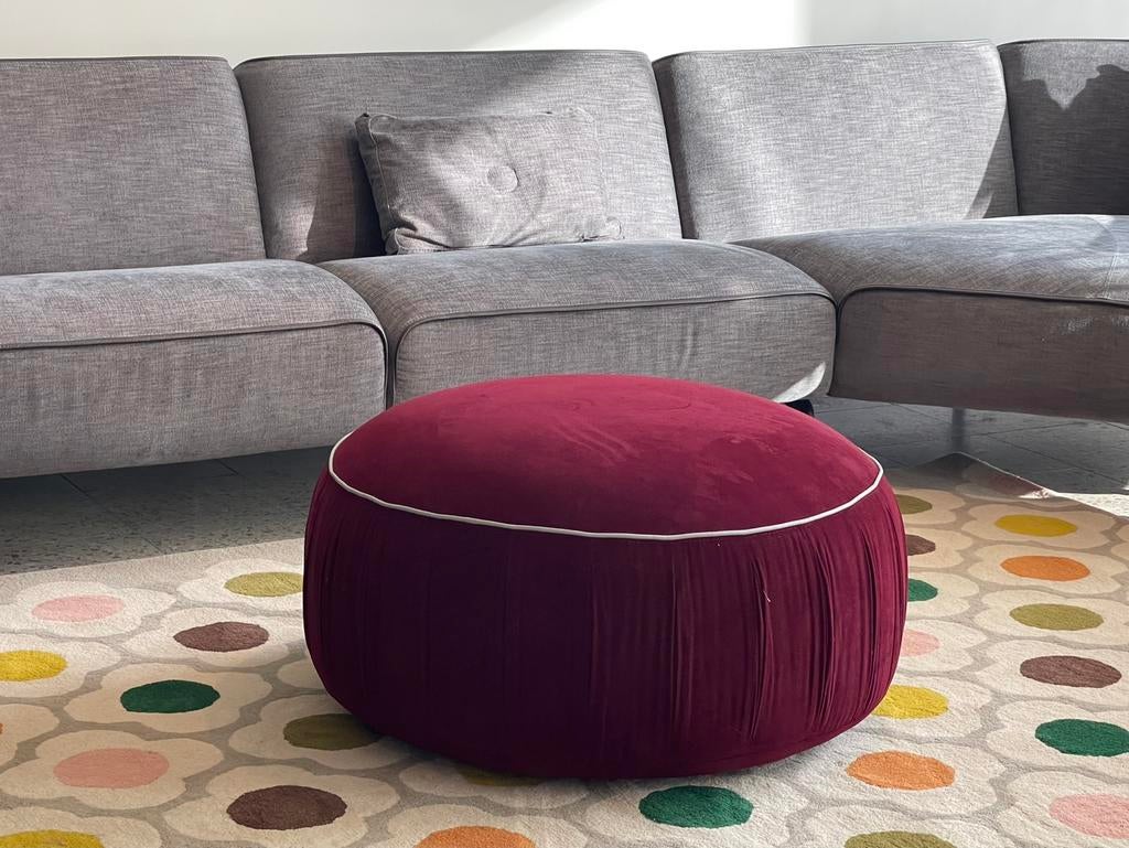Leolux Capri poef showmodel velvet burgundy, Ophalen, Nieuw, Rond, Stof