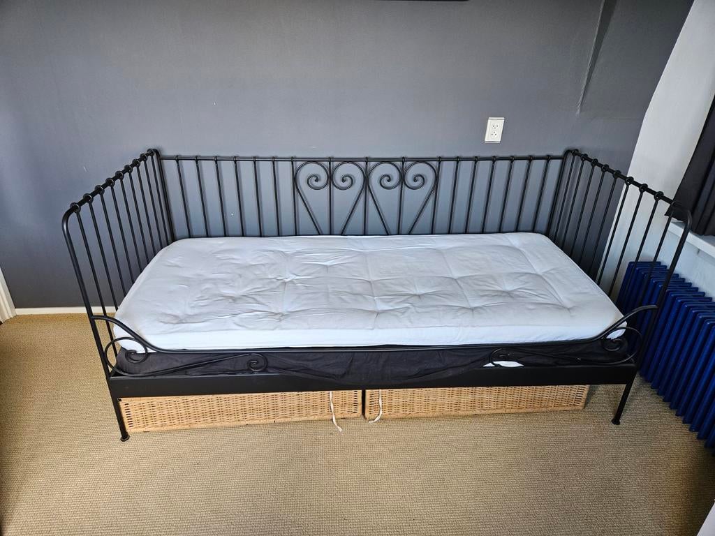 90 x 200 bed met lattenbodem, matras en opbergbakken metaal, Gebruikt, 90 cm, Eenpersoons, Ophalen of Verzenden