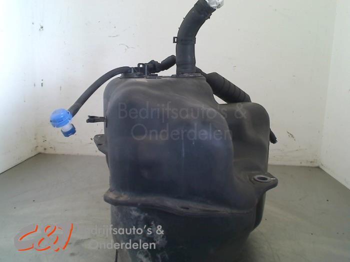 Adblue tank van een Volkswagen Crafter, Gebruikt, -, Volkswagen, -