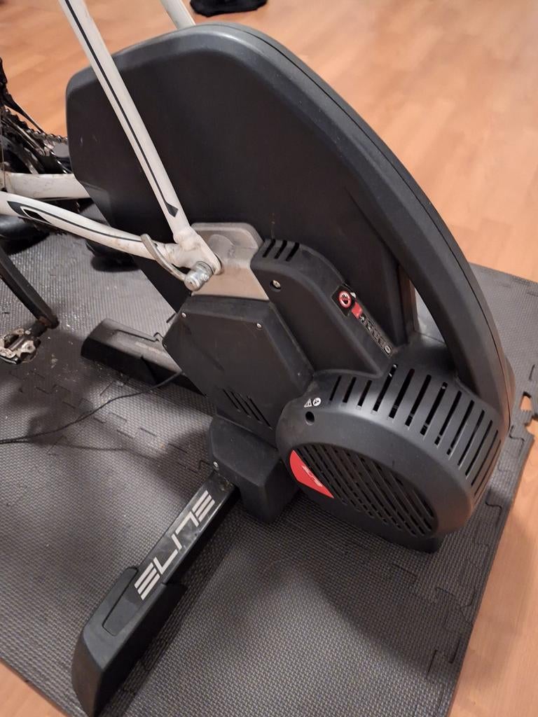 Elite Direto Direct Drive Fietstrainer, Ophalen, Gebruikt, Benen, Overige typen