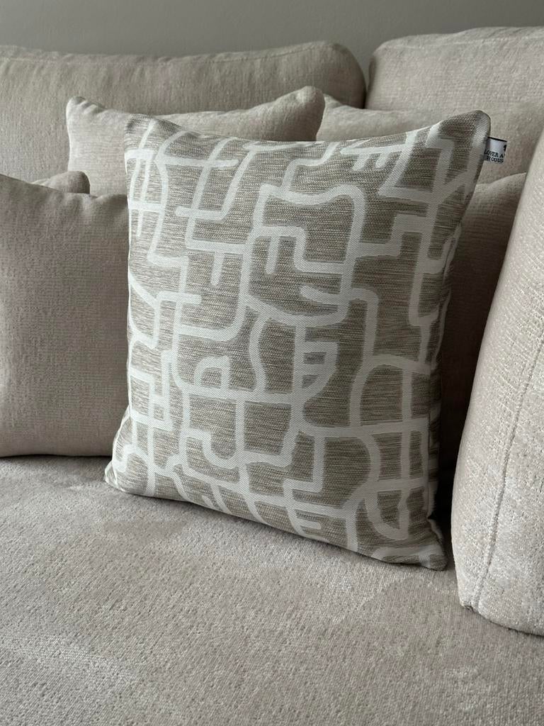 Luxe handgemaakte kussens en poefs, Huis en Inrichting, Woonaccessoires | Kussens, Ophalen of Verzenden, Zo goed als nieuw, Vierkant