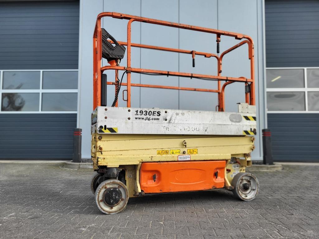 JLG 1930 ES schaarhoogwerker elektrisch, Zakelijke goederen, Machines en Bouw | Liften, Steigers en Ladders, Ophalen