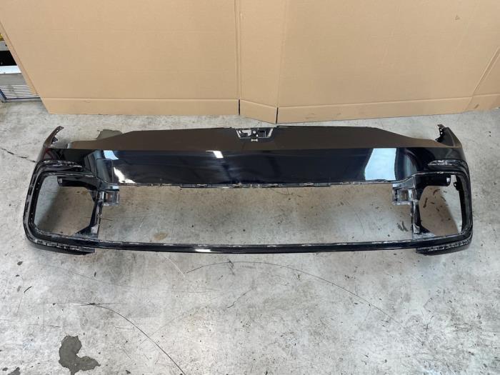 Voorbumper van een Volkswagen Golf, Gebruikt, -, Volkswagen, -
