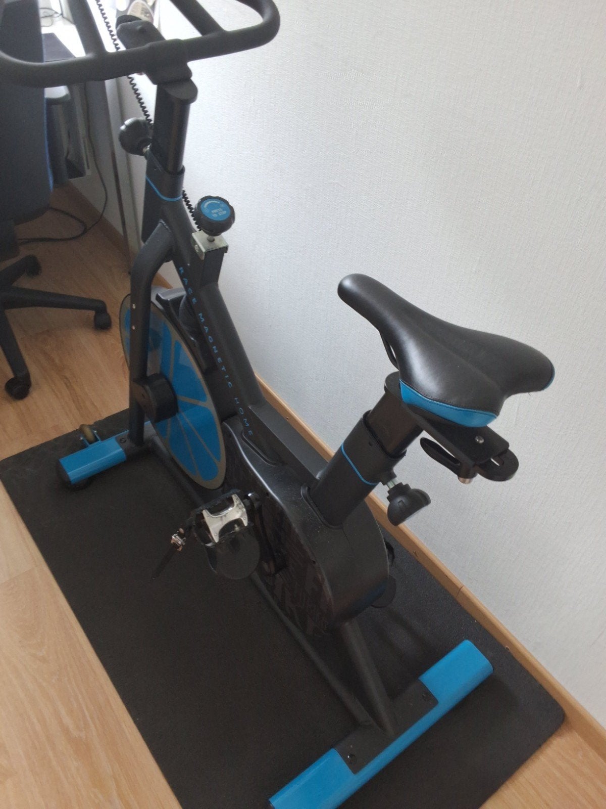 zgan Hometrainer /Spinningfiets, Ophalen, Zo goed als nieuw, Benen, Hometrainer