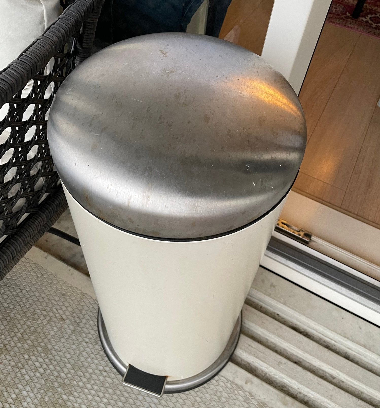 ΙΚΕΑ Prullenbak, Huis en Inrichting, 40 liter of meer, Ophalen, Zo goed als nieuw