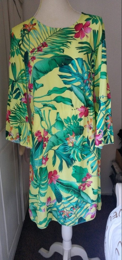SUPER LEUK geel/groen bloemprint jurkje mt. M/L - nieuw, Maat 38/40 (M), Meerkleurig, Nieuw, Ophalen of Verzenden