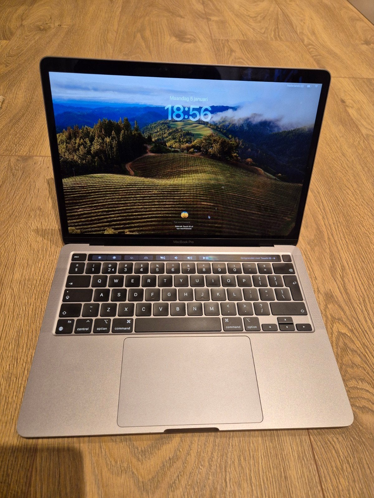 Mcbook pro 13-inch, Computers en Software, Apple iPads, Ophalen, 13 inch of meer, Zwart, Zo goed als nieuw