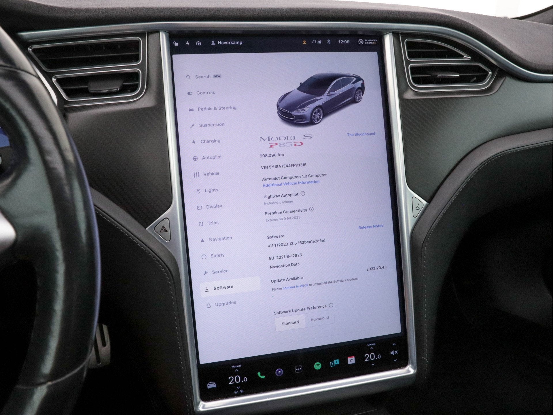 Foto 16 van Tesla Model S P85D Performance-Pack AWD [ 3-Fase-17kW ] (INC