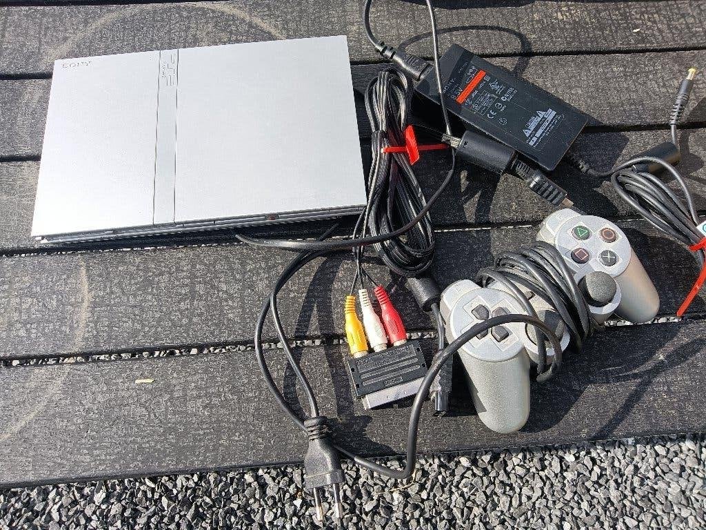 PS2, Spelcomputers en Games, Ophalen, Gebruikt, Met 1 controller