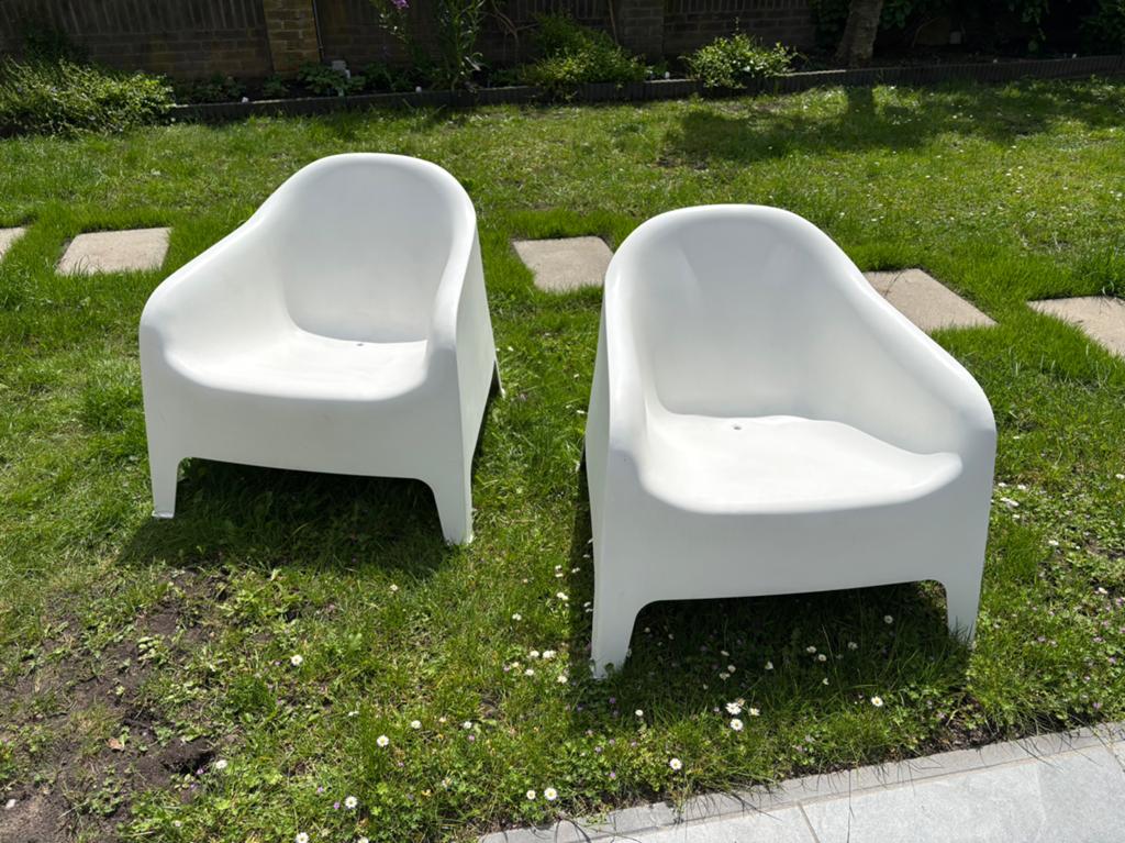 2x witte tuinstoel Ikea SKARPÖ, Ophalen, Zo goed als nieuw, Kunststof, Stapelbaar