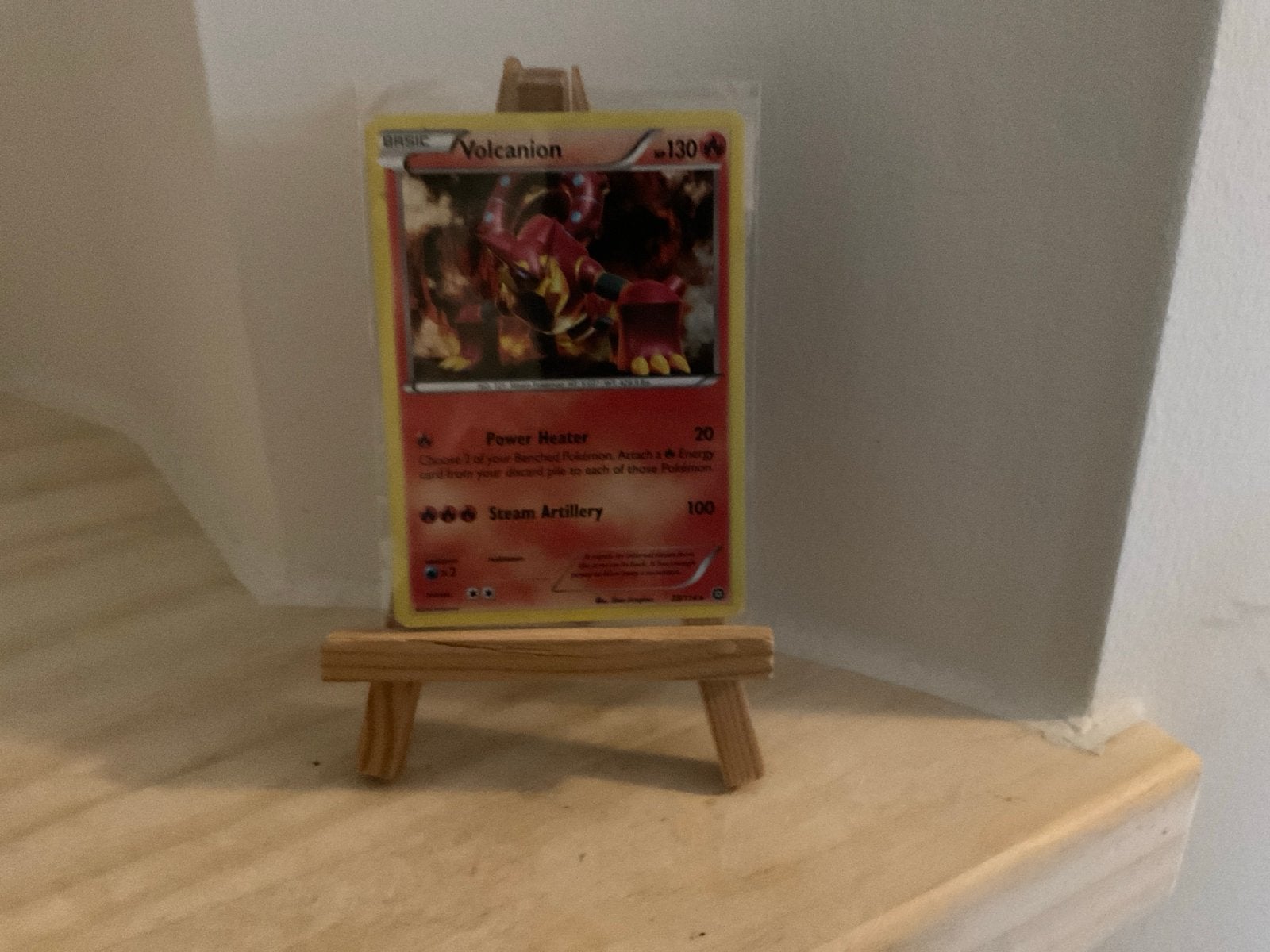 Cracked Ice Volcanion Holo - Uitstekende Staat, Ophalen of Verzenden, Zo goed als nieuw, Losse kaart, Foil