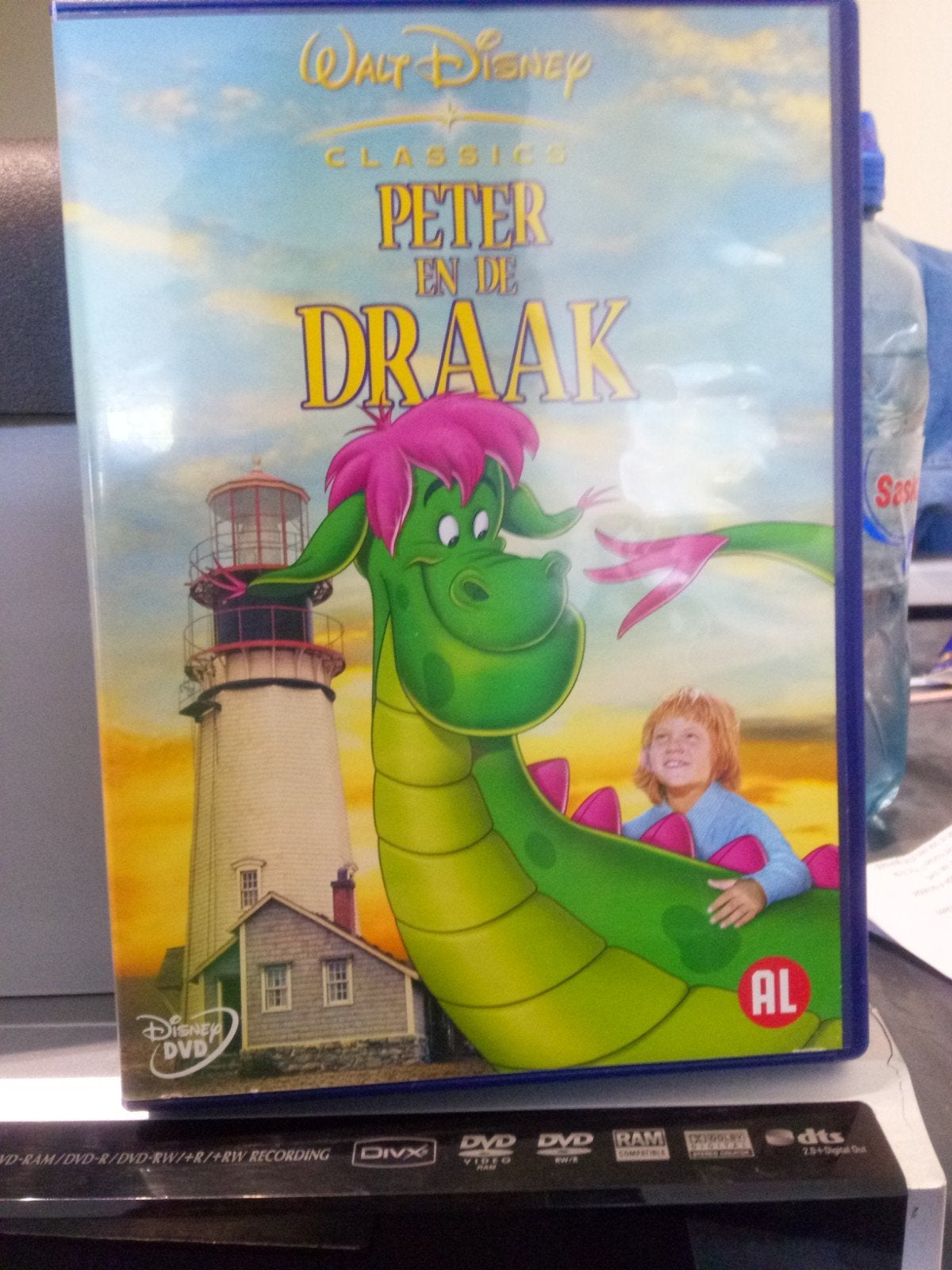 Walt Disney Classics: Peter en de Draak (DVD), Gebruikt, Animatie, Alle leeftijden, Film