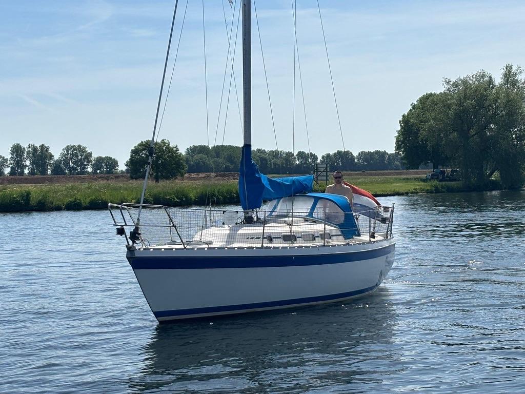 Friendship 28 MK3 (1991) | 1.60 diepgang | Vaarklaar, Ophalen, Gebruikt, Binnenboordmotor, Tourjacht of cruiser