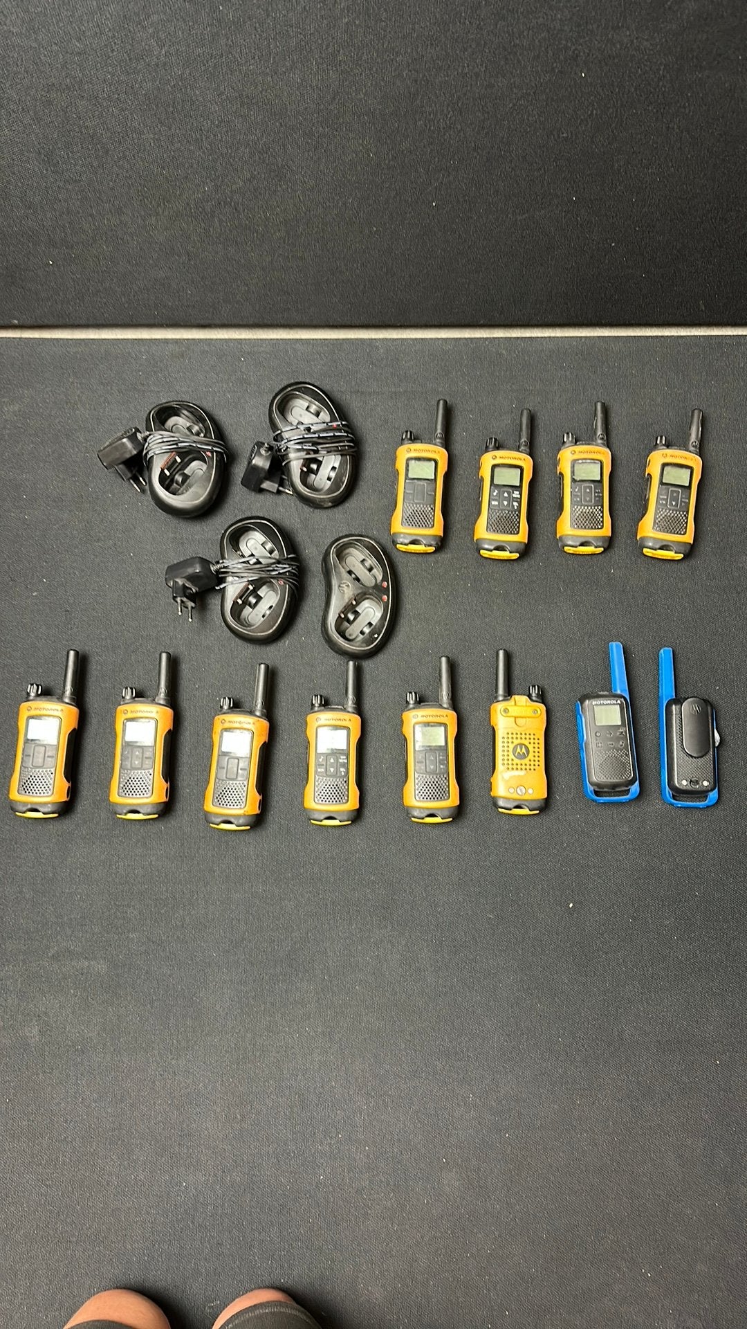 10x Motorola TLKR T80, 2x Motorola Talkabout + 4 opladers, Ophalen of Verzenden, Gebruikt