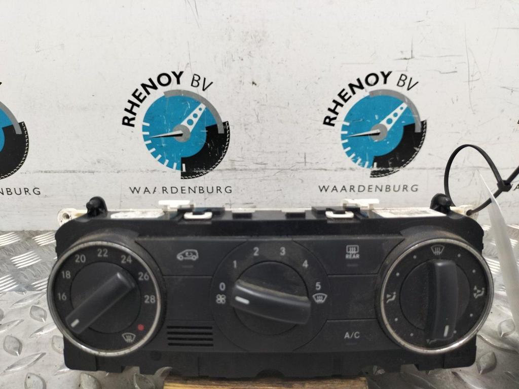 MERCEDES B CLASS B200 KACHEL BEDIENINGSPANEEL 2008, Auto-onderdelen, Ophalen of Verzenden, Gebruikt, Stiba lid