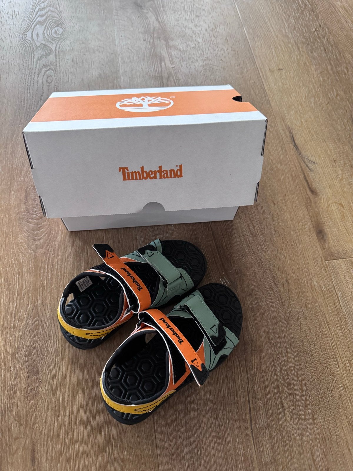 Timberland sandalen maat 27 peuter multi kleur, Kinderen en Baby's, Kinderkleding | Schoenen en Sokken, Ophalen of Verzenden, Nieuw