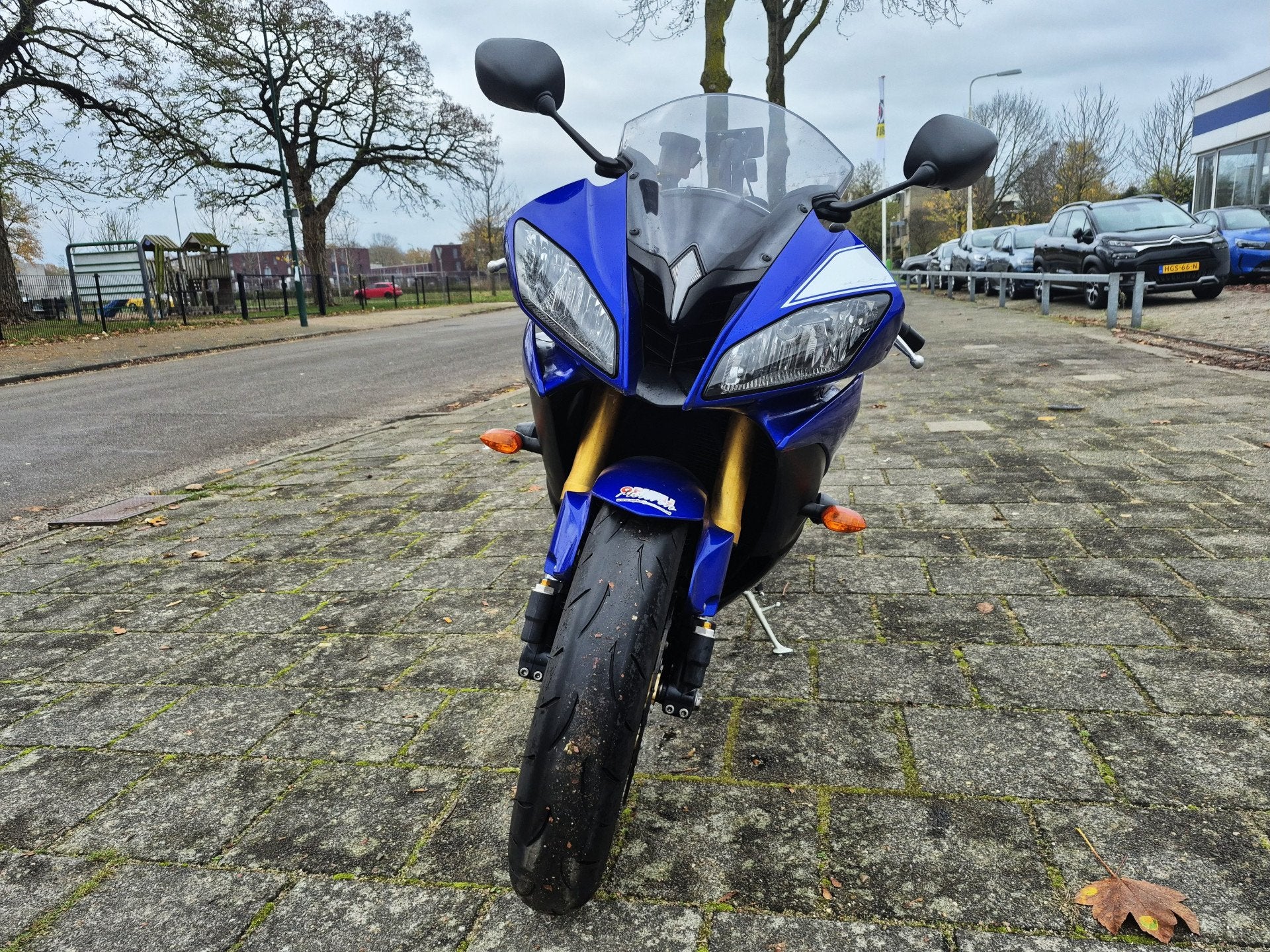 Yamaha YZF-R6 NETTE STAAT (bj 2008), Euterpelaan 5
5344CA  OSS, NL, Rvpinxteren@hetnet.nl, Van Pinxteren Auto's, Bedrijf